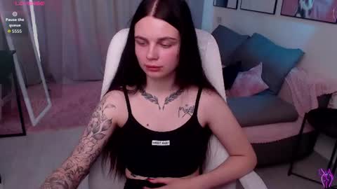Snapshot of michela_fruet chatting on 07/23/26, 12:57 Kate online show from 07/23/26, 12:57