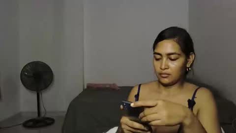 Snapshot of micheldelatorre69 chatting on 02/05/26, 11:09 MichelandDavid online show from 02/05/26, 11:09