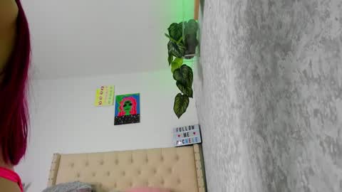 melannie   follow my new page online show from 03/09/25, 02:50