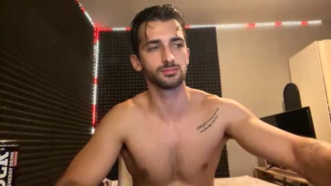 Snapshot of michelemagnetico chatting on 09/30/25, 11:21 michelemagnetico online show from 09/30/25, 11:21