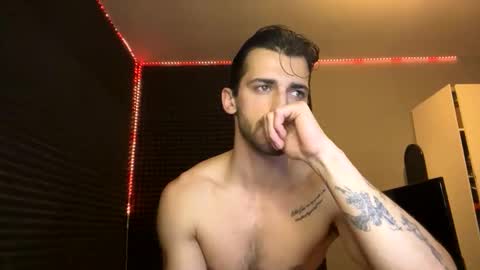 Snapshot of michelemagnetico chatting on 10/08/25, 10:18 michelemagnetico online show from 10/08/25, 10:18