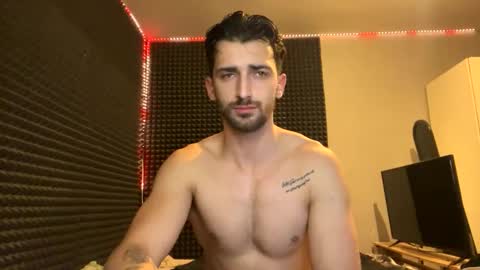 Snapshot of michelemagnetico chatting on 11/17/25, 09:42 michelemagnetico online show from 11/17/25, 09:42