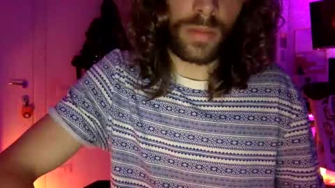 Snapshot of michelestuard chatting on 03/05/25, 09:48 MicheleStward online show from 03/05/25, 09:48