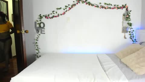 Michell online show from 09/24/25, 11:19