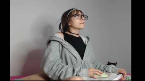 Michell online show from 05/08/26, 03:34