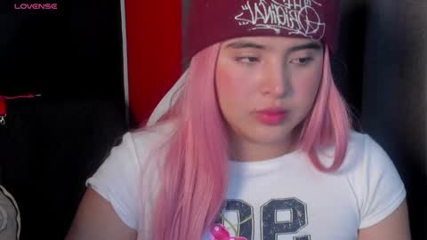 Snapshot of michell_petty01 chatting on 01/30/25, 02:58 michell_petty01 online show from 01/30/25, 02:58