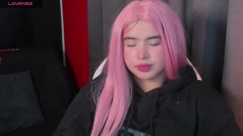 Snapshot of michell_petty01 chatting on 01/31/25, 03:55 michell_petty01 online show from 01/31/25, 03:55