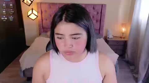 Snapshot of michell_petty01 chatting on 09/15/25, 02:17 michell_petty01 online show from 09/15/25, 02:17