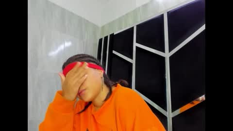 michell_rs online show from 02/20/25, 07:23