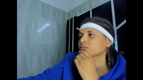 michell_rs online show from 02/28/25, 04:10