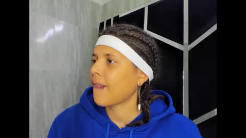 michell_rs online show from 03/05/25, 04:13