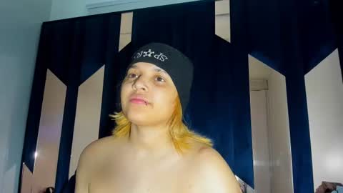 michell_rs online show from 09/28/25, 04:29