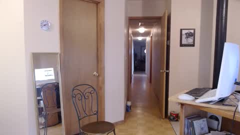 Michelle online show from 02/20/25, 06:24