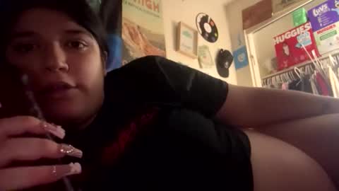 Snapshot of michelle533609 chatting on 11/15/25, 11:32 michelle533609 online show from 11/15/25, 11:32