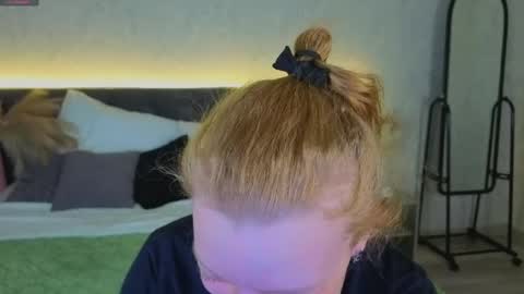 michelle_blond online show from 04/05/26, 09:39