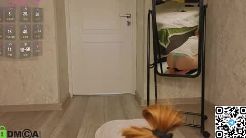 Snapshot of michelle_blond chatting on 04/21/26, 02:51 michelle_blond online show from 04/21/26, 02:51