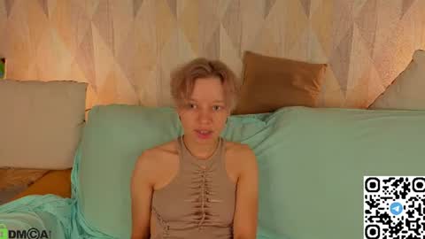 Snapshot of michelle_blond chatting on 07/17/26, 01:34 michelle_blond online show from 07/17/26, 01:34