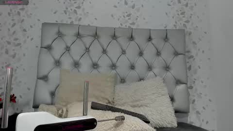 michelle perla online show from 09/23/25, 07:17