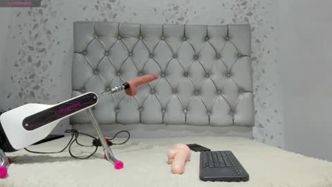 michelle perla online show from 10/08/25, 07:11