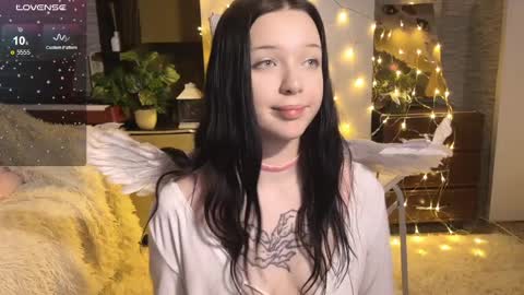 Michelle online show from 03/04/25, 10:49