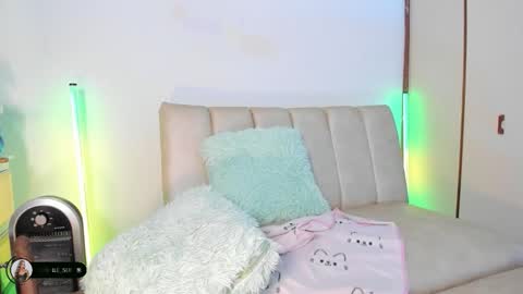 Michelle online show from 03/08/26, 02:04