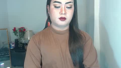 Michelle online show from 01/11/25, 09:04