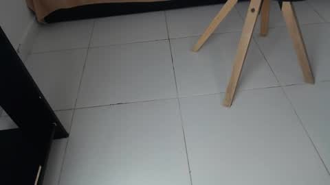 Michelle online show from 10/10/25, 01:32