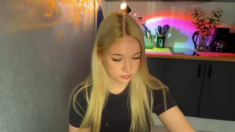 Michelle3 online show from 07/26/26, 04:20