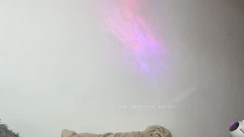 Snapshot of michellepetitte chatting on 09/26/25, 04:05 michellepetitte online show from 09/26/25, 04:05