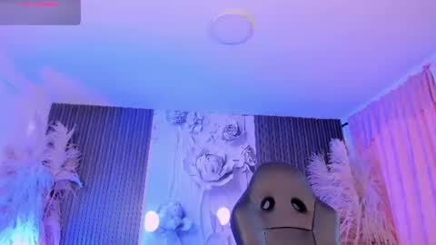 Snapshot of michellepreston_ chatting on 07/11/26, 11:57 michellepreston_ online show from 07/11/26, 11:57