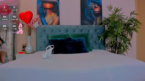 michellereys online show from 02/23/25, 09:05