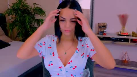 michellereys online show from 11/01/25, 08:44