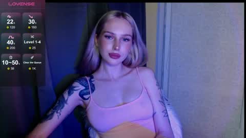 Snapshot of michellevelour chatting on 07/07/26, 05:17 Michelle online show from 07/07/26, 05:17