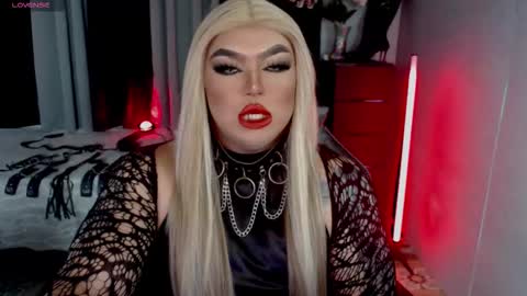 Michelle online show from 09/26/25, 05:55