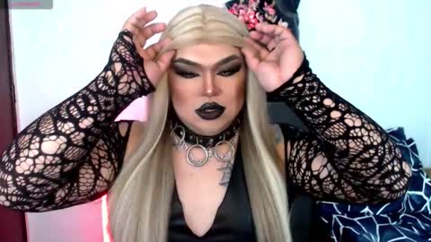 Snapshot of michellevixen921 chatting on 11/04/25, 06:34 Michelle online show from 11/04/25, 06:34