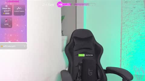 Snapshot of michelliibeautiful chatting on 02/26/25, 11:15 Michellee online show from 02/26/25, 11:15