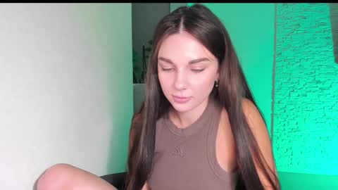 Snapshot of michelliibeautiful chatting on 09/27/25, 03:50 Michellee online show from 09/27/25, 03:50