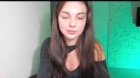 Snapshot of michelliibeautiful chatting on 10/13/25, 04:18 Michellee online show from 10/13/25, 04:18