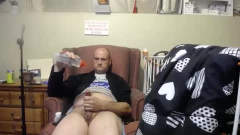 Snapshot of michelparent35 chatting on 09/20/25, 10:27 michelparent35 online show from 09/20/25, 10:27