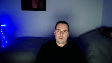 micic3 online show from 01/12/25, 03:17