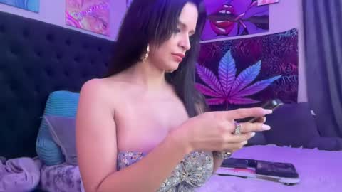 Skye online show from 02/08/25, 05:08