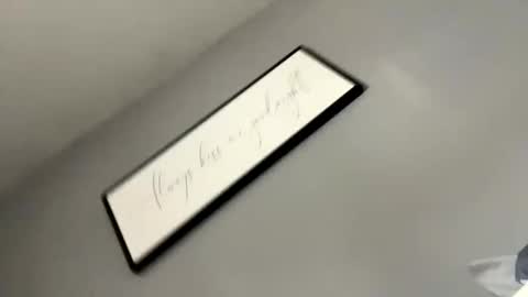 Snapshot of mick9009961169 chatting on 02/18/25, 05:21 mick9009961169 online show from 02/18/25, 05:21