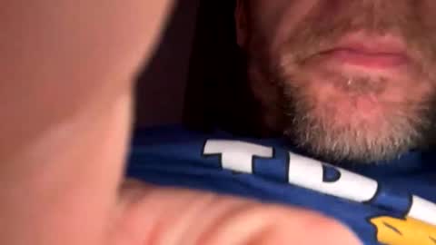 mick9009961169 online show from 12/19/25, 10:33