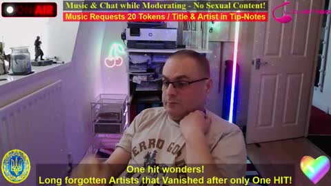 Snapshot of mick_mod chatting on 03/17/26, 05:27 Professional Moderator Mick Mickey online show from 03/17/26, 05:27