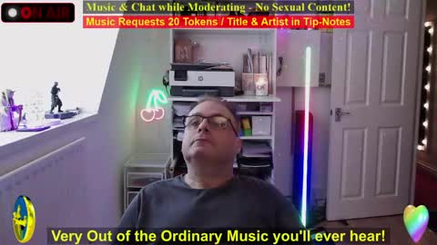 Snapshot of mick_mod chatting on 03/25/26, 03:40 Professional Moderator Mick Mickey online show from 03/25/26, 03:40