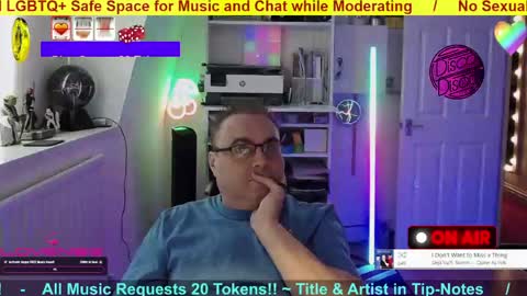 Snapshot of mick_mod chatting on 04/11/26, 04:33 Professional Moderator Mick Mickey online show from 04/11/26, 04:33