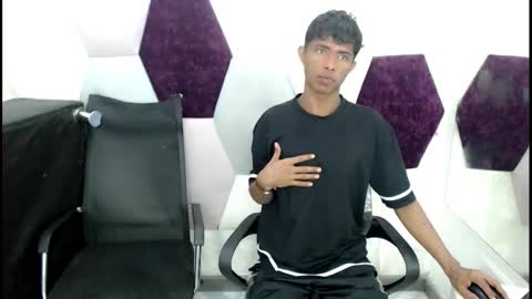 Mick storm online show from 11/18/25, 06:56