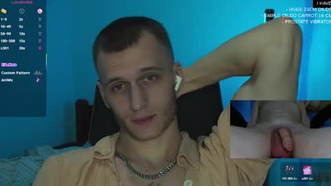 Snapshot of mickey_pict chatting on 02/24/25, 01:21 Mickey online show from 02/24/25, 01:21