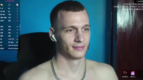 Snapshot of mickey_pict chatting on 02/26/25, 01:30 Mickey online show from 02/26/25, 01:30