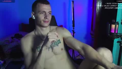 Snapshot of mickey_pict chatting on 03/03/25, 02:26 Mickey online show from 03/03/25, 02:26